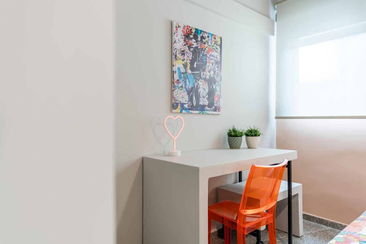 Pop Art Homm In Groovy Koukaki Apartamento Atenas Exterior foto